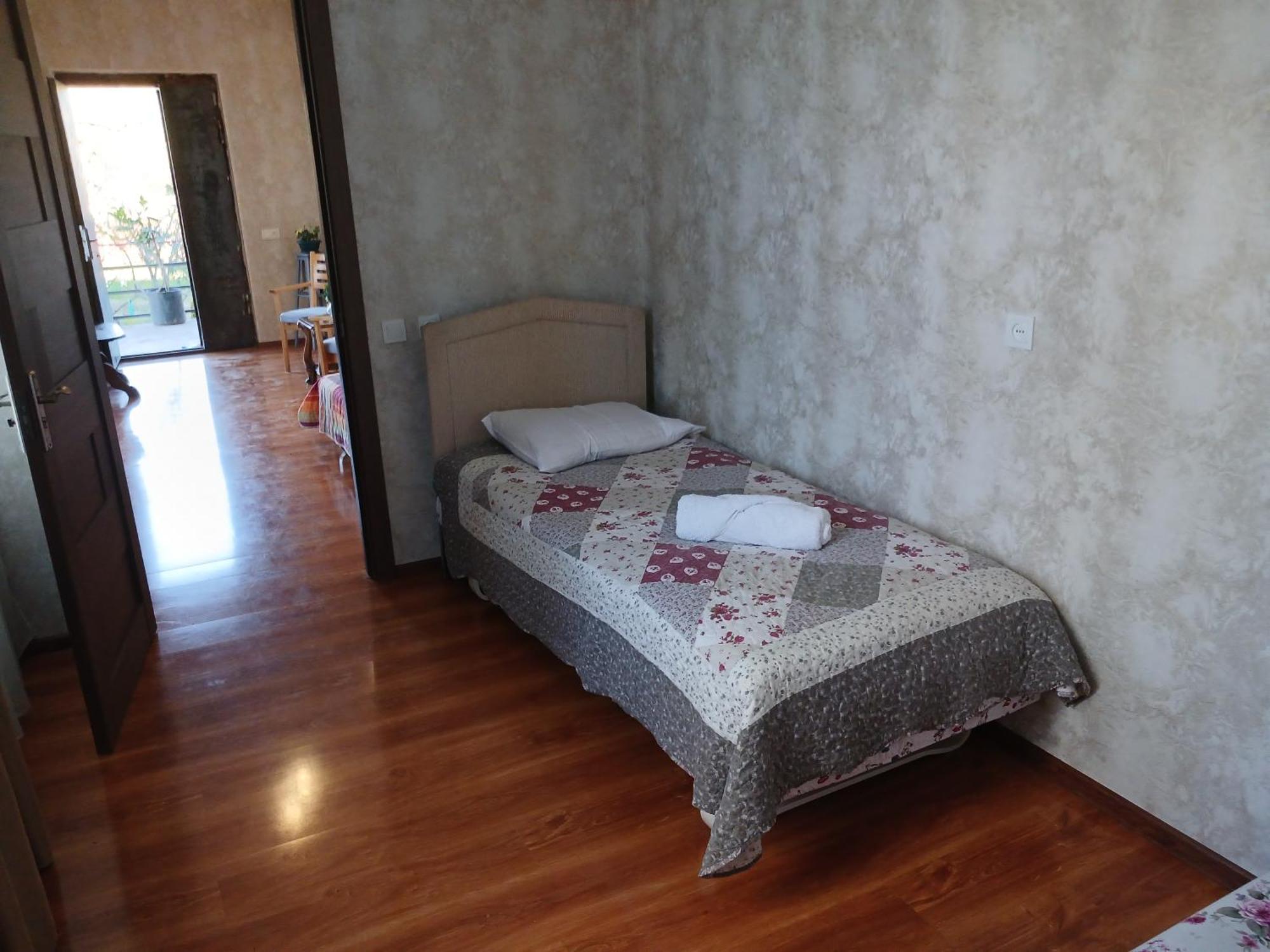 Guest House Nano Мартвили Экстерьер фото